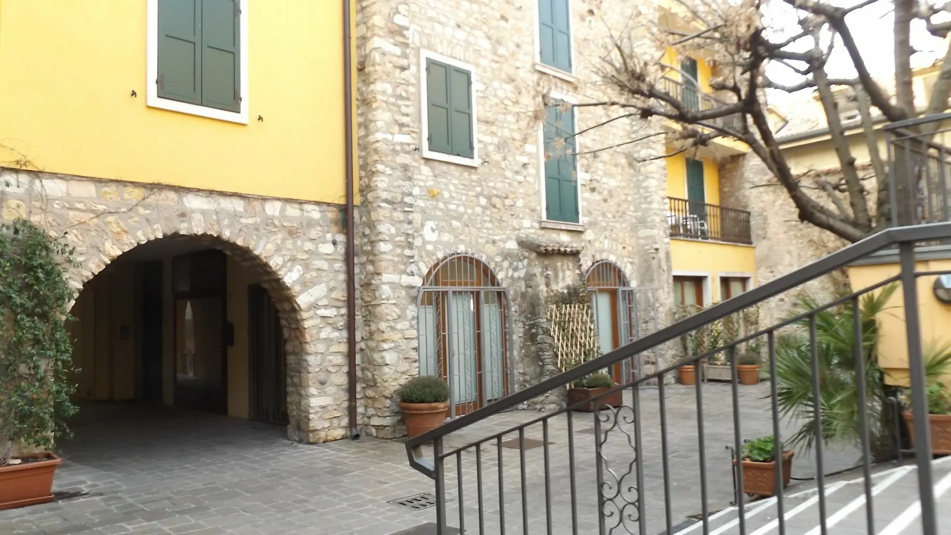 Appartamento Casa Portici Torri Del Benaco